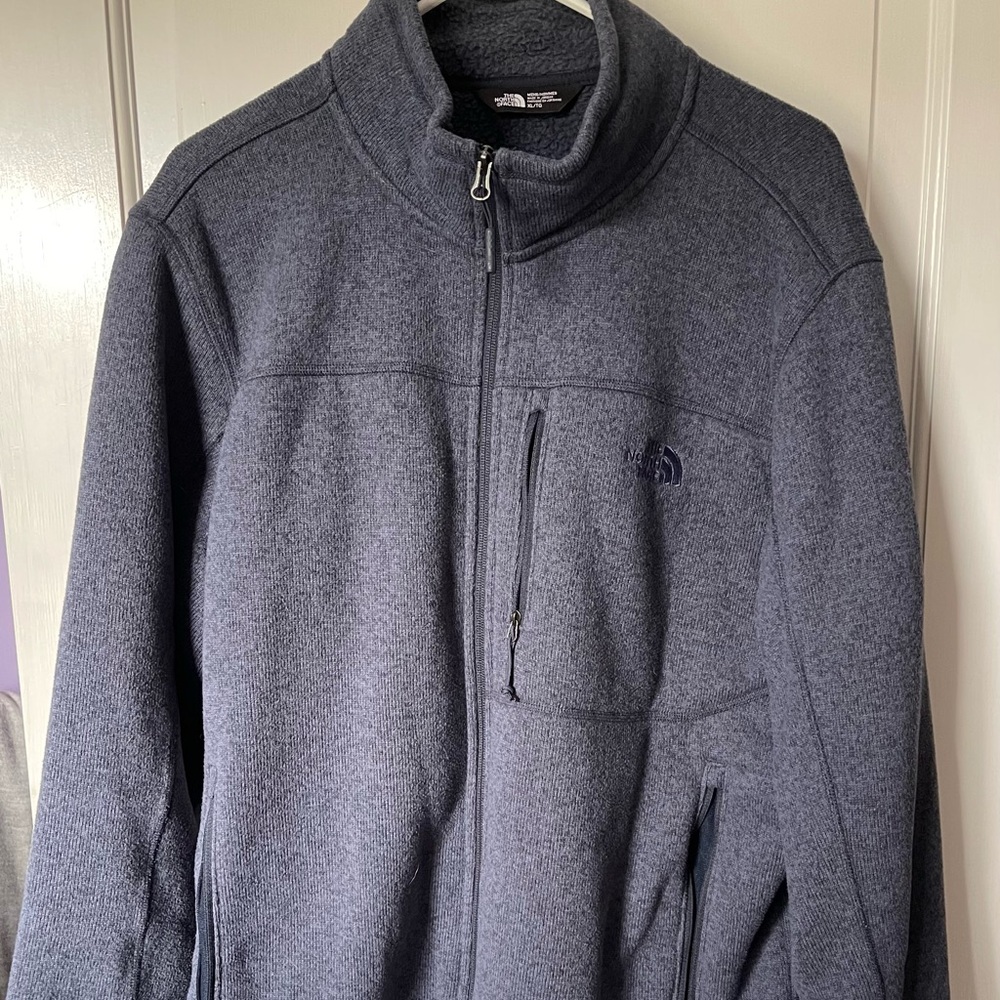 The North Face Men’s Zip Up Jacket, Size XL, Heathered Blue Color